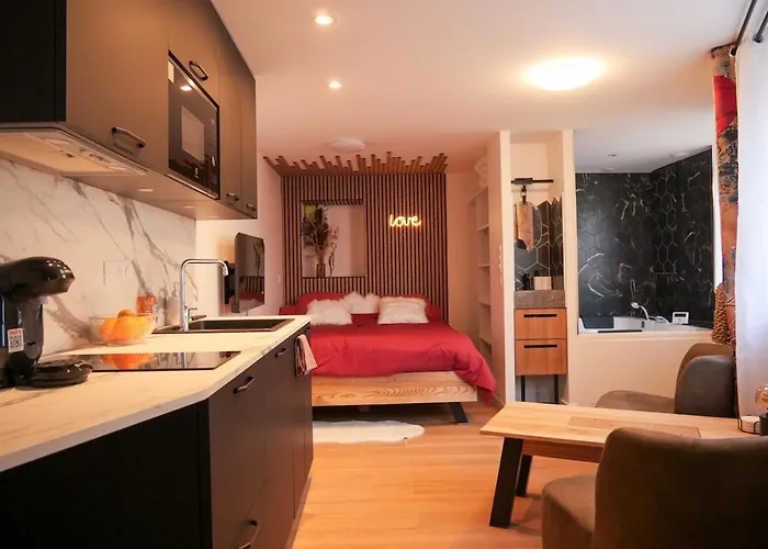 Love Room - Luxe Et Romance